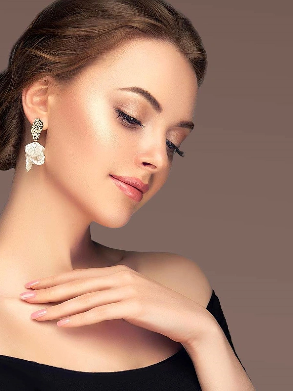 Charming Nails and Spa - TX 76063 - Head image 04
